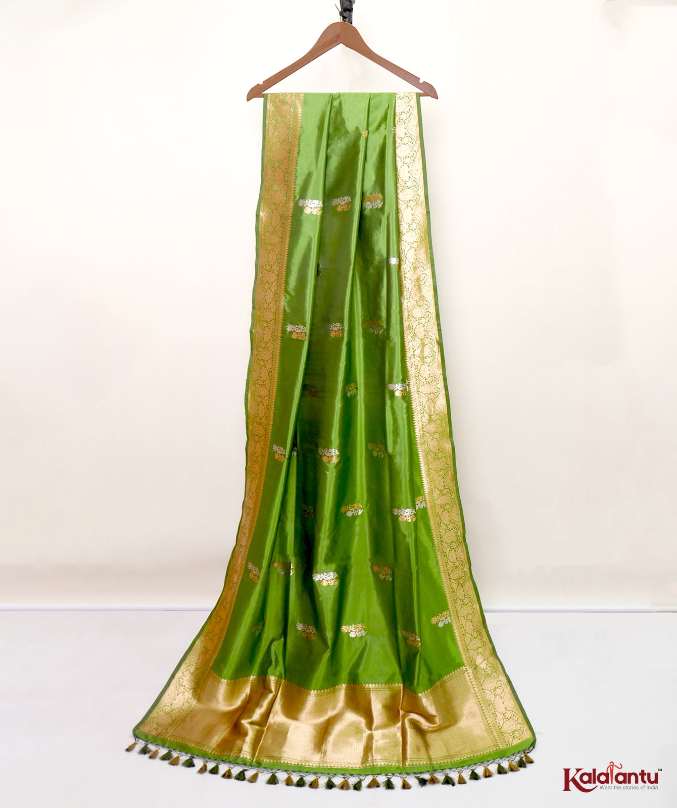 Dark Green Katan Silk Banarasi Dupatta With Zari butta pattern