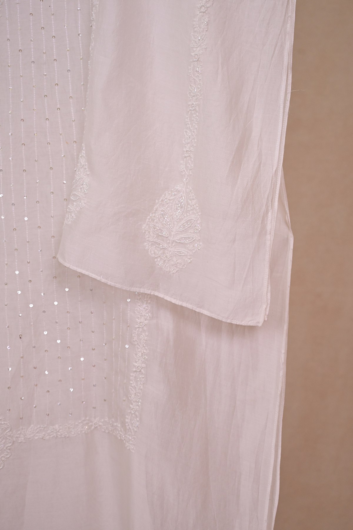 Off White
Soft Silk Chikankari Co-ord Set