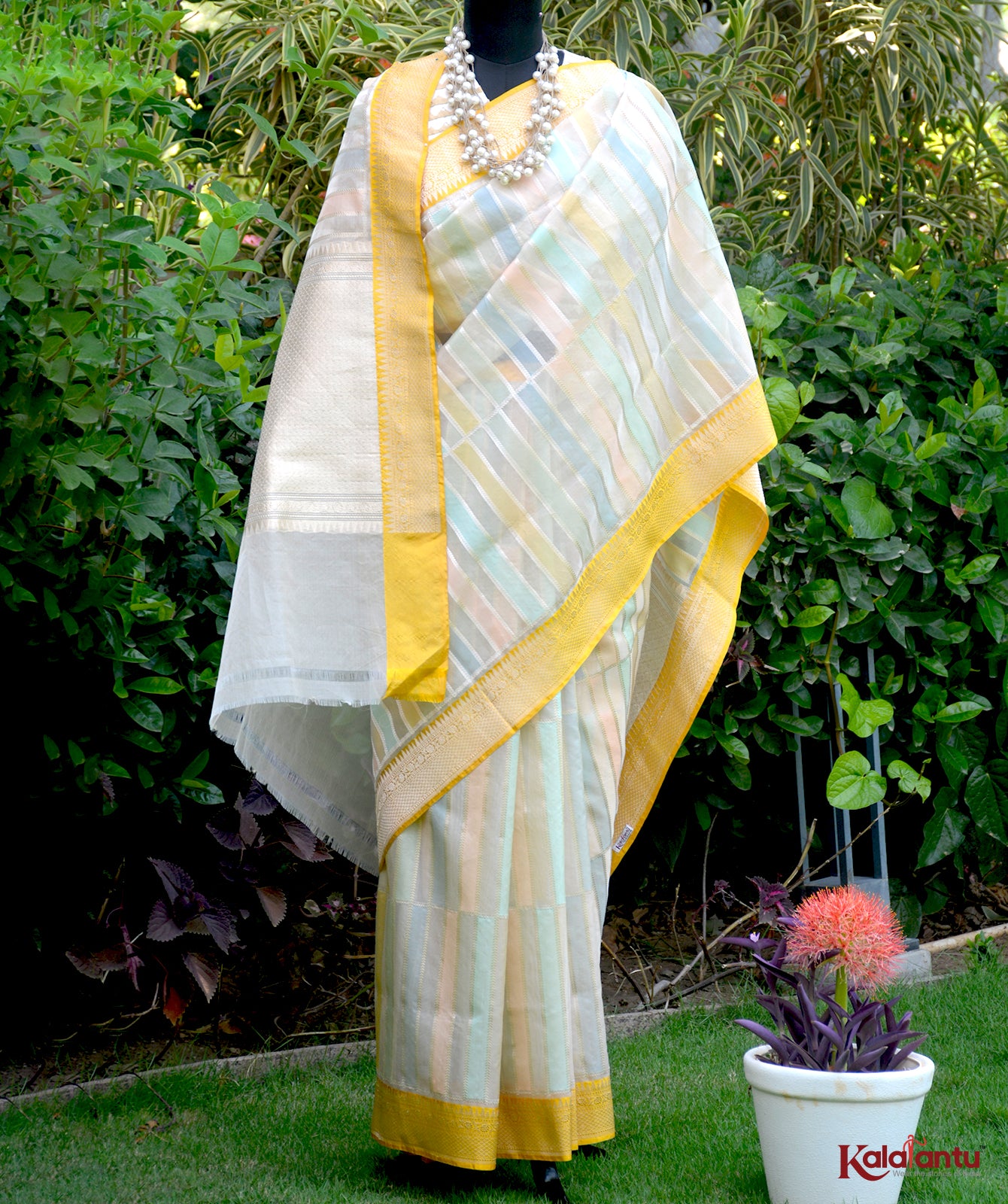 Handwoven Cream-Yellow-Sea Green Rangkat Organza Banarasi Saree with Zari Detailing
