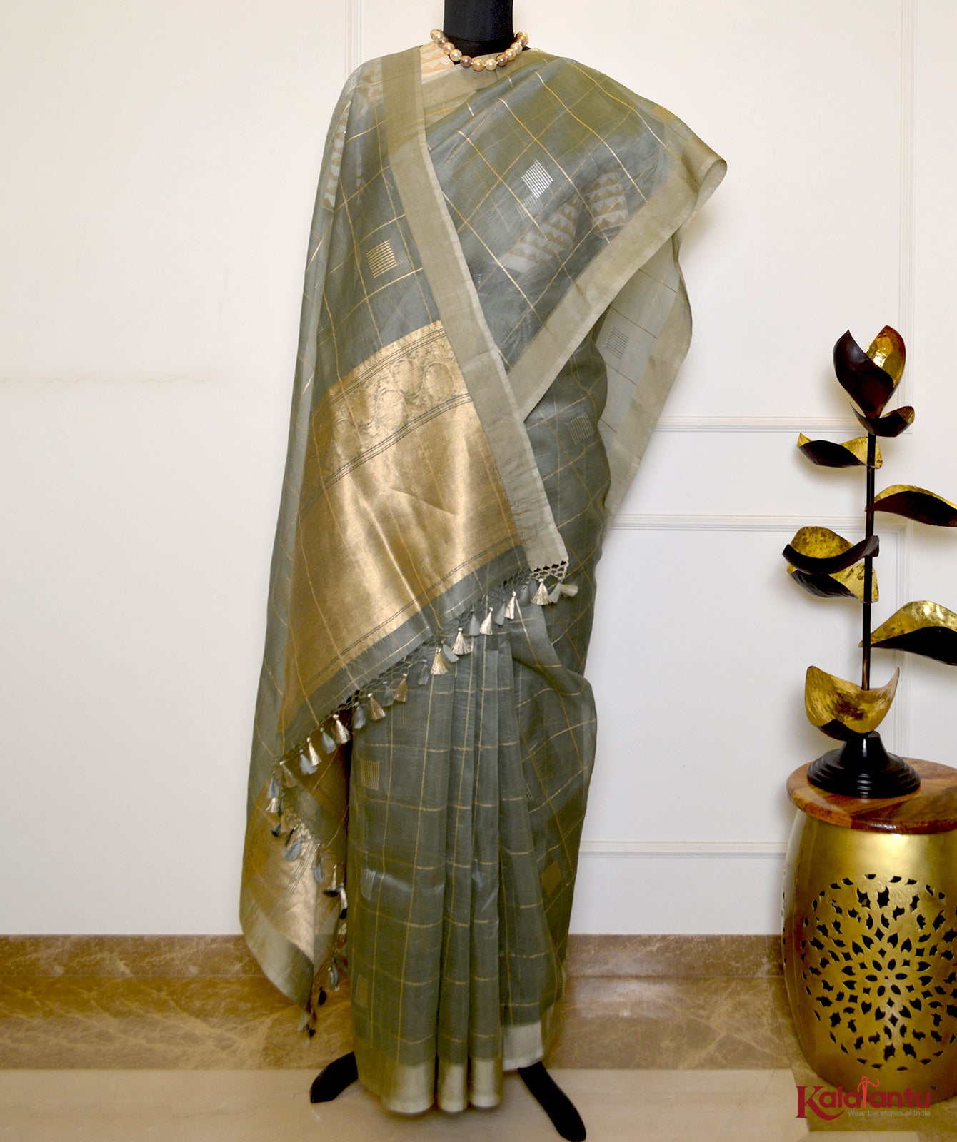 Pure Organza Light Bottle Green Banarasi Saree with Zari Motifs and Broad Border