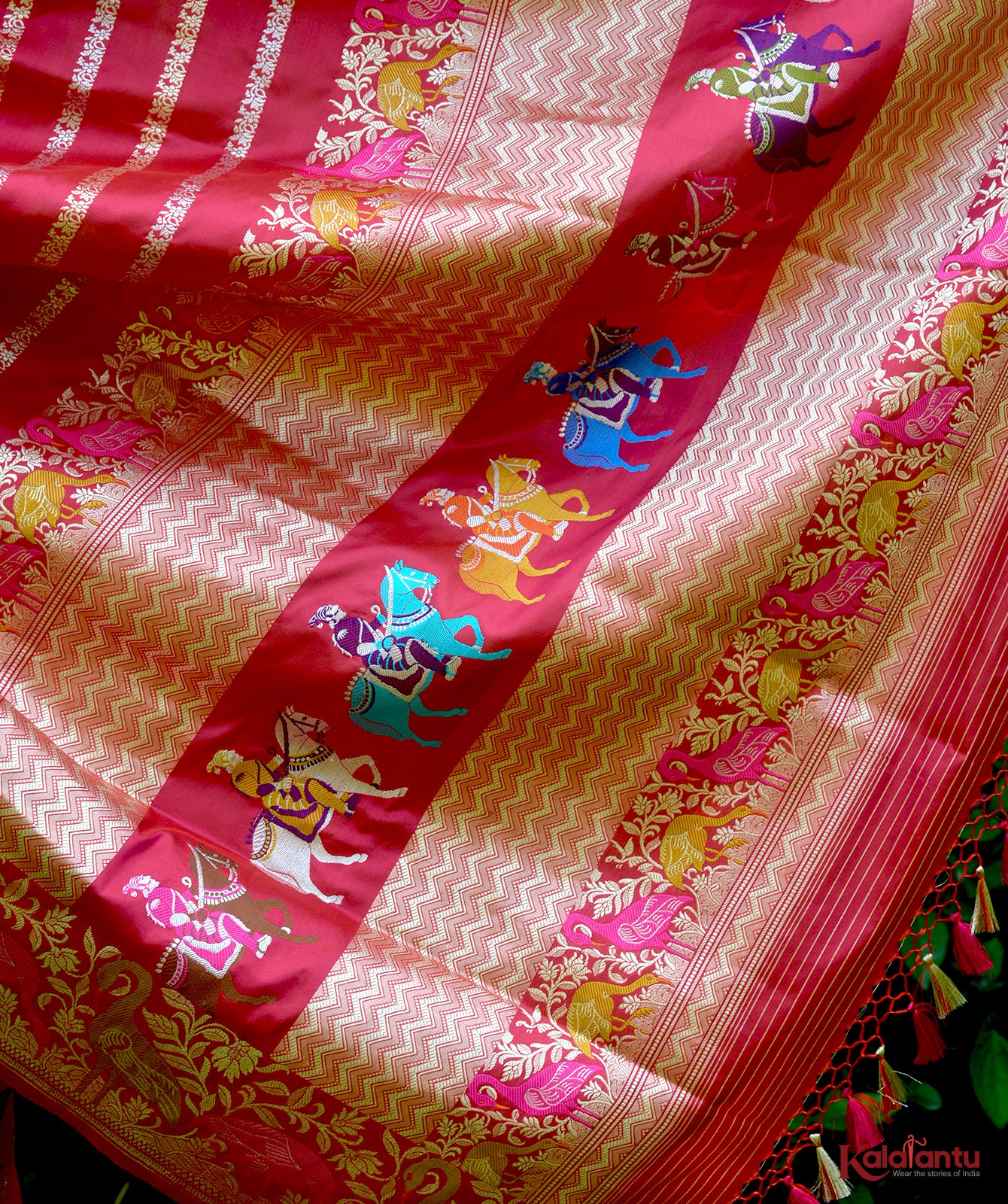 Katan Silk Rupa-Sona Banarasi Saree with Swan & Horse Warrior Motifs
