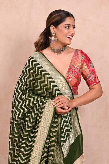 Green Khaddi Georgette Banarasi Dupatta with zig-zag pattern