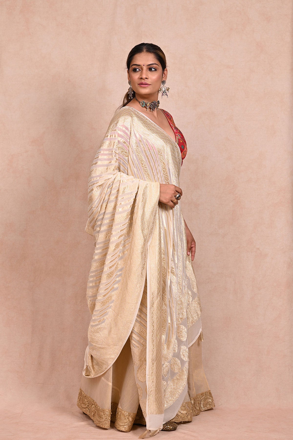 Off White Khaddi Georgette Banarasi Dupatta