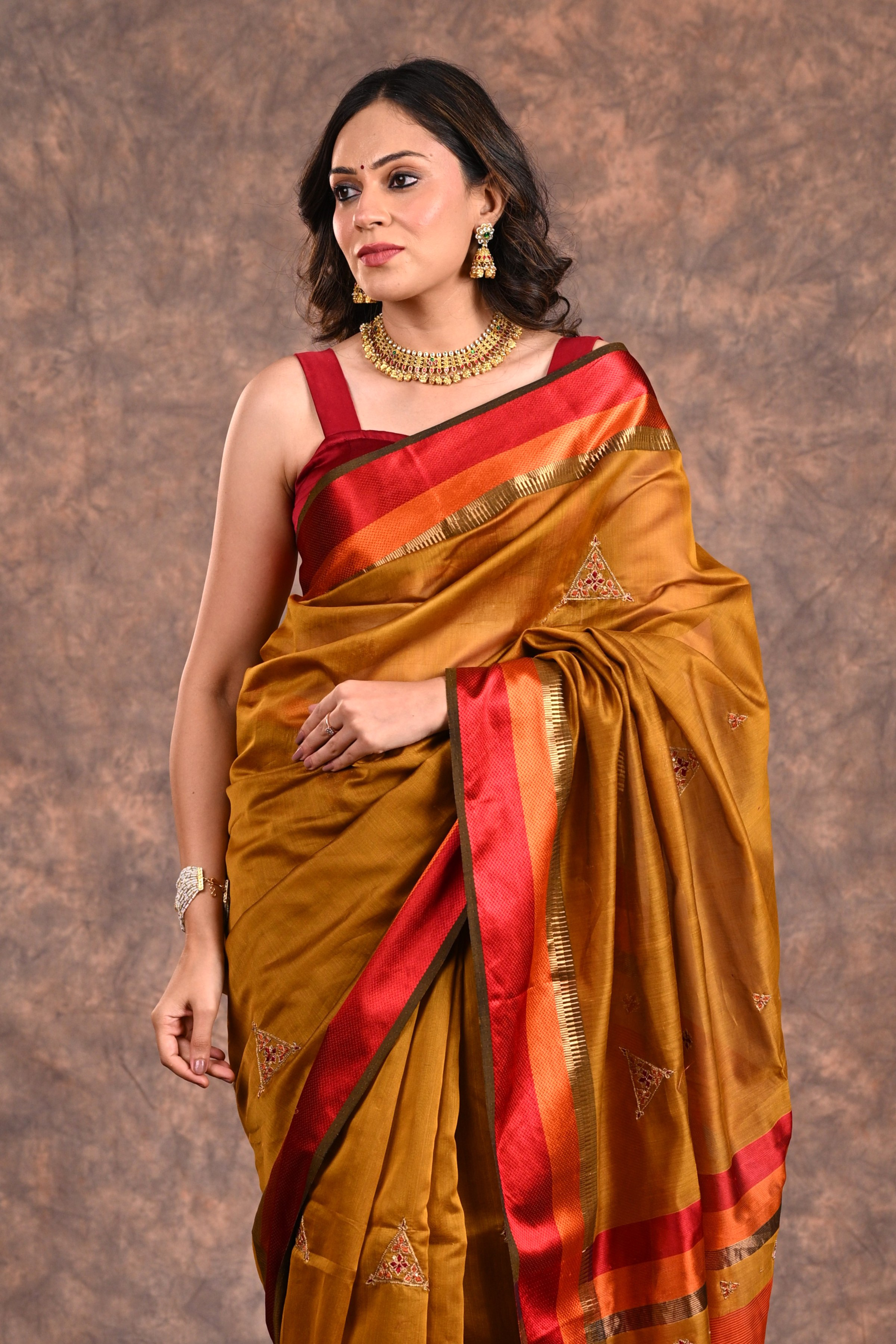 Yellow Ochre Maheshwari Silk Zardozi Saree