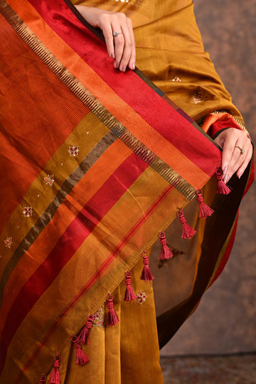 Yellow Ochre Maheshwari Silk Zardozi Saree