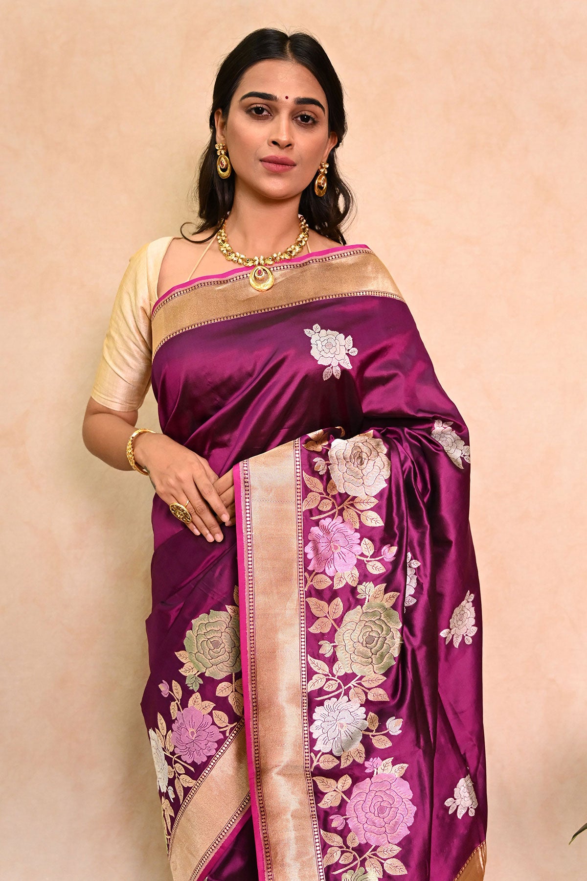 Katan Silk Rupa-Sona Phulkari Banarasi Saree with Intricate Booti Motifs